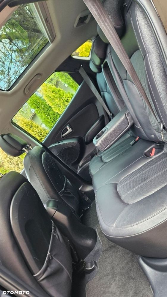 Hyundai ix35 2.0 CRDi 4WD Premium - 22
