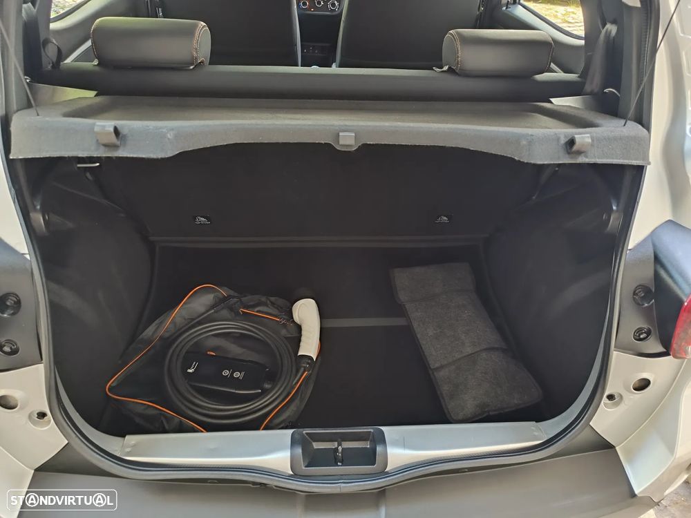 Dacia Spring Comfort Plus - 32