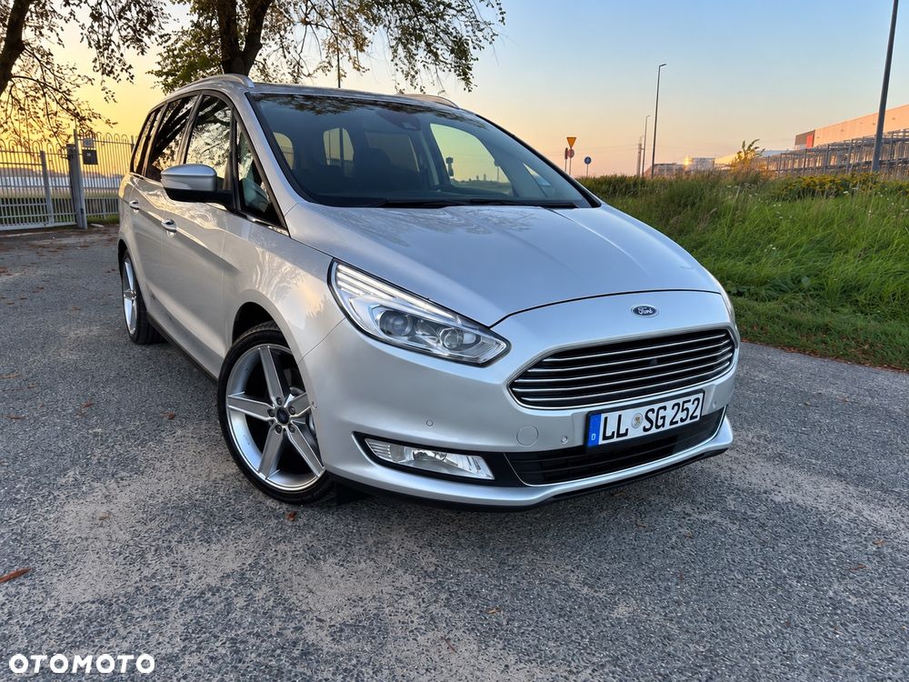 Ford Galaxy 2.0 TDCi Allrad Titanium - 16