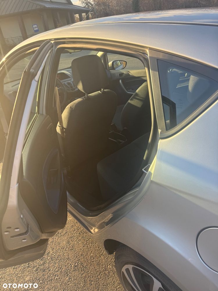 Ford Fiesta - 31
