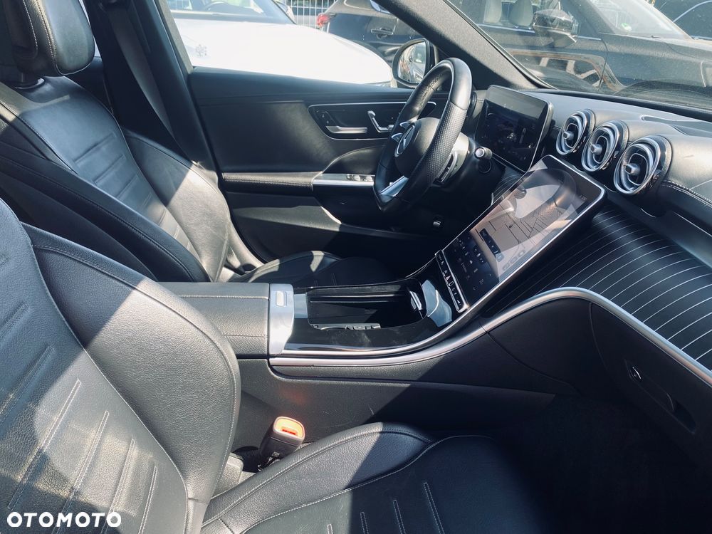 Mercedes-Benz Klasa C 220 d 9G-TRONIC AMG Line - 32