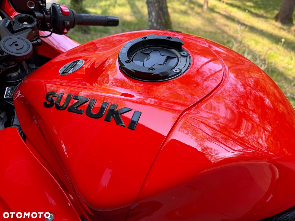 Suzuki Hayabusa - 7