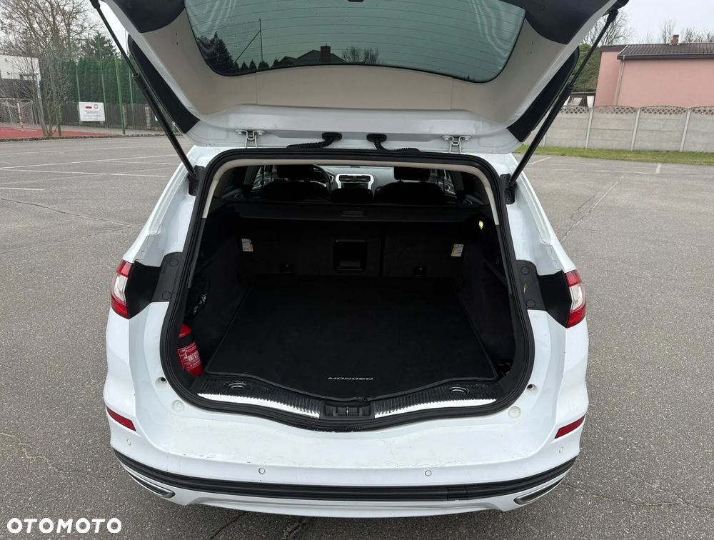 Ford Mondeo 2.0 TDCi Titanium PowerShift - 12