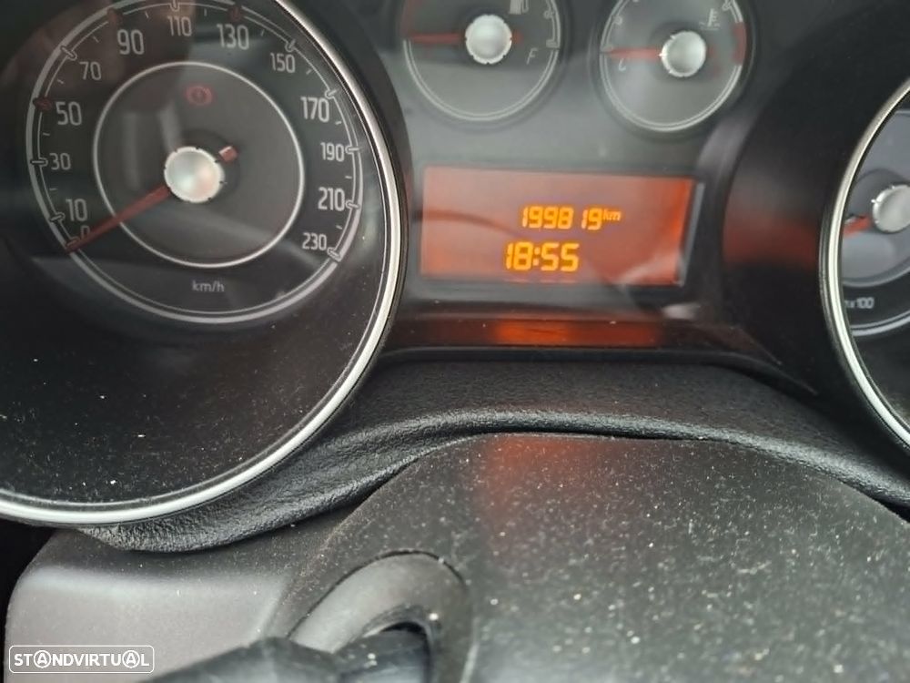 Fiat Grande Punto - 4