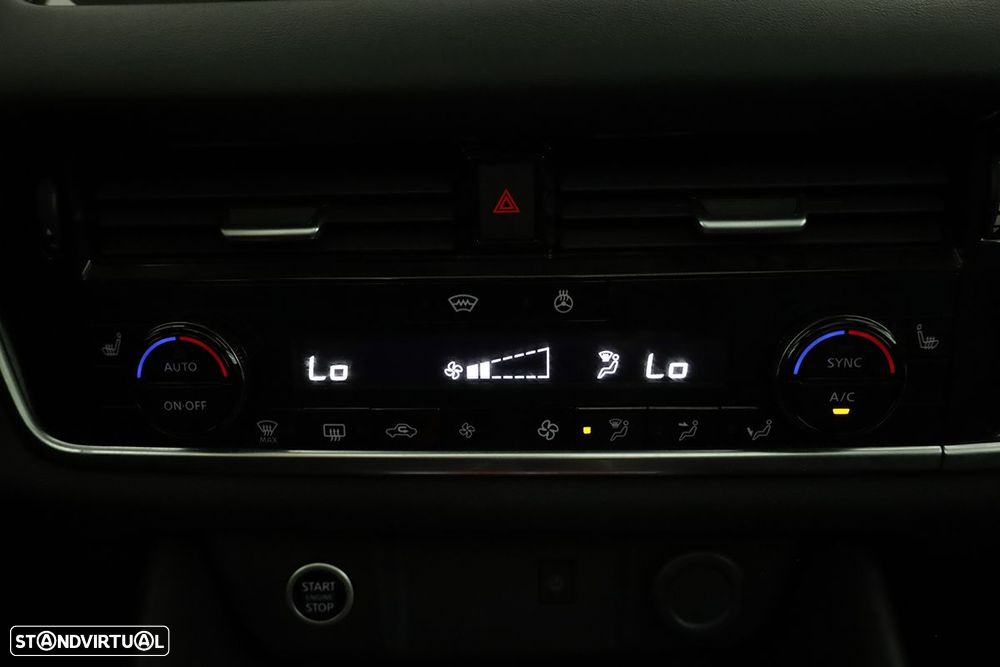 Nissan Qashqai 1.3 DIG-T N-Connecta LED Xtronic - 13