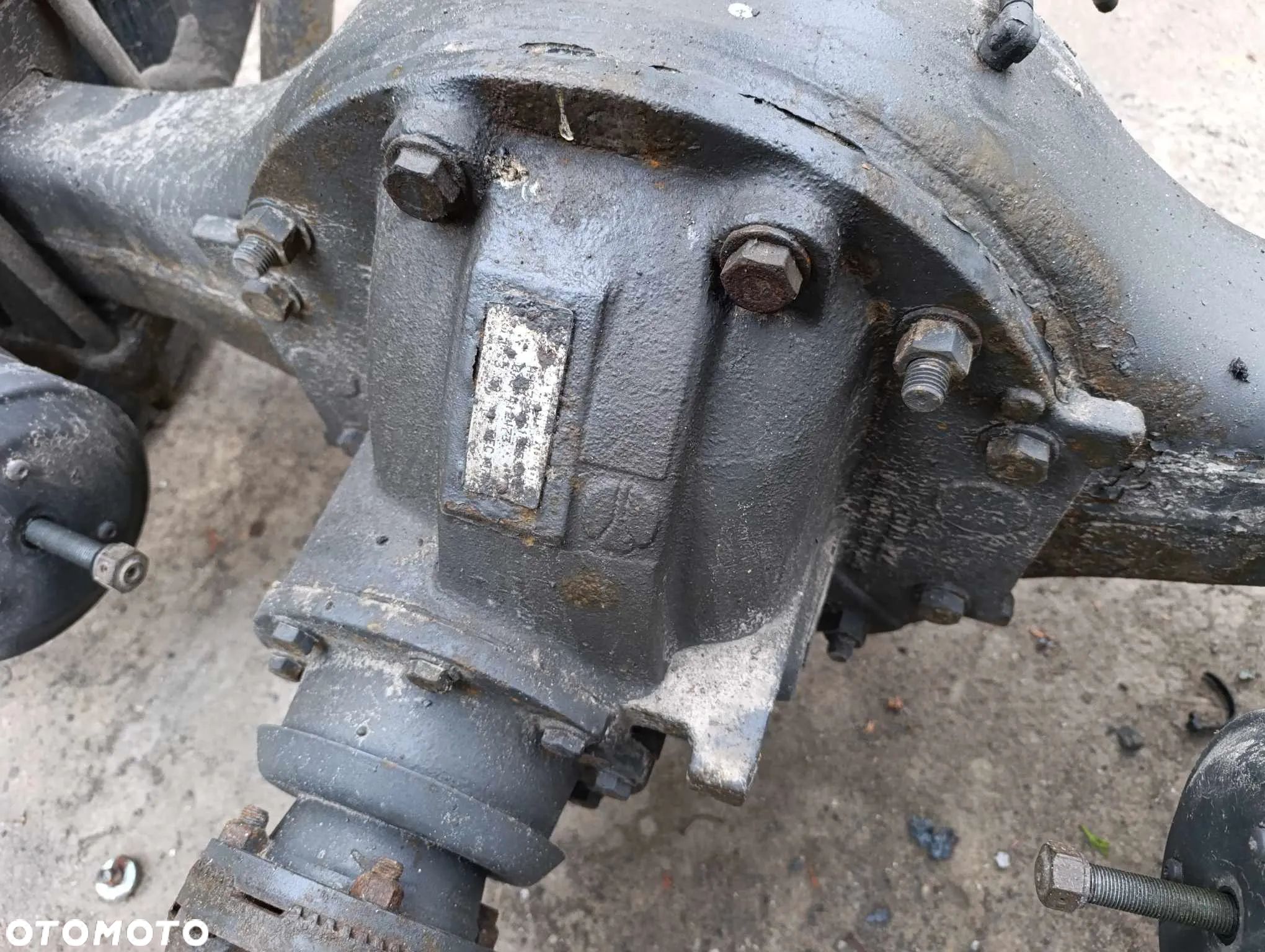 WKŁAD MOSTU DYFER GŁÓWKA RENAULT MIDLUM DXI 3.58 17.5 - 1