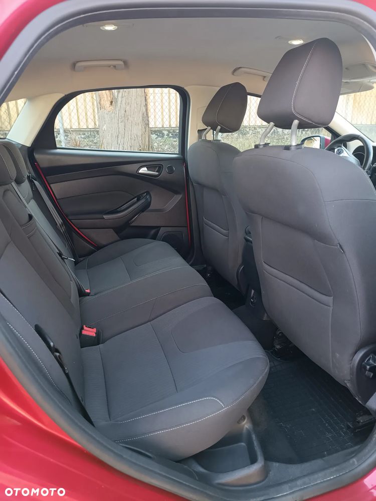 Ford Focus 1.6 EcoBoost Titanium - 26