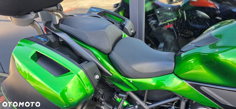 Kawasaki H2 - 14