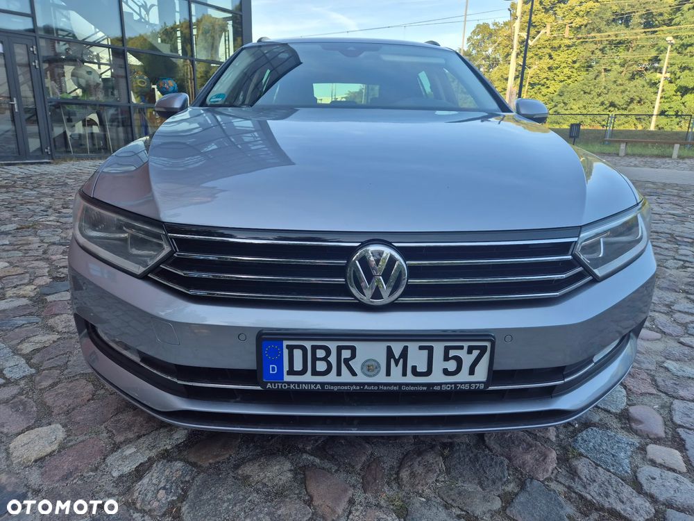 Volkswagen Passat Variant 2.0 TDI (BlueMotion Technology) Comfortline - 11