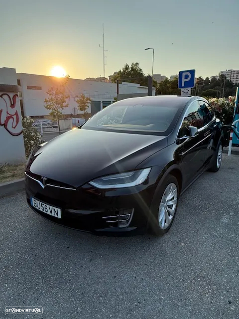 Tesla Model X 100D AWD - 26