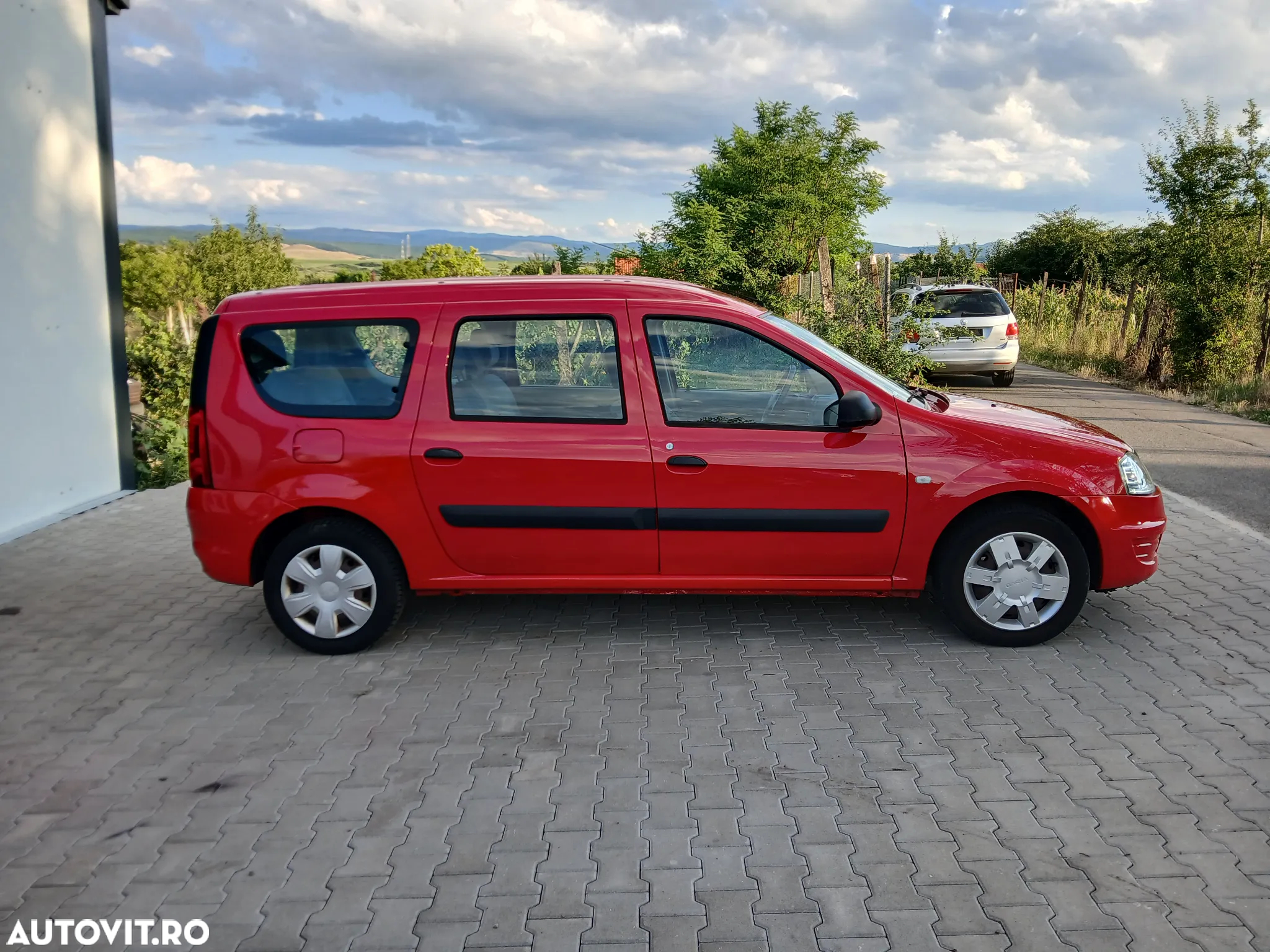 Dacia Logan MCV 1.6 Laureate - 3