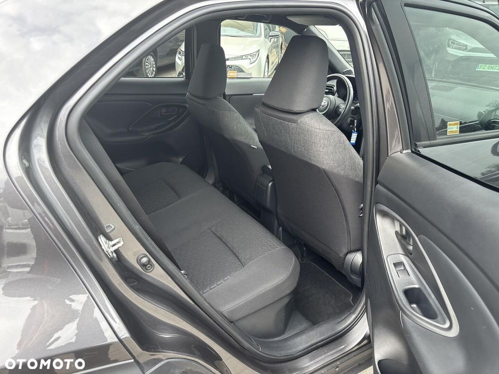 Toyota Yaris Cross Hybrid 1.5 Comfort - 16