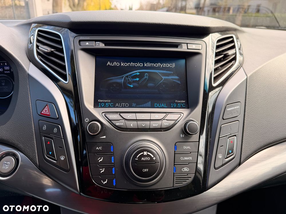 Hyundai i40 i40cw 1.7 CRDi Automatik Fifa World Cup Edition - 26