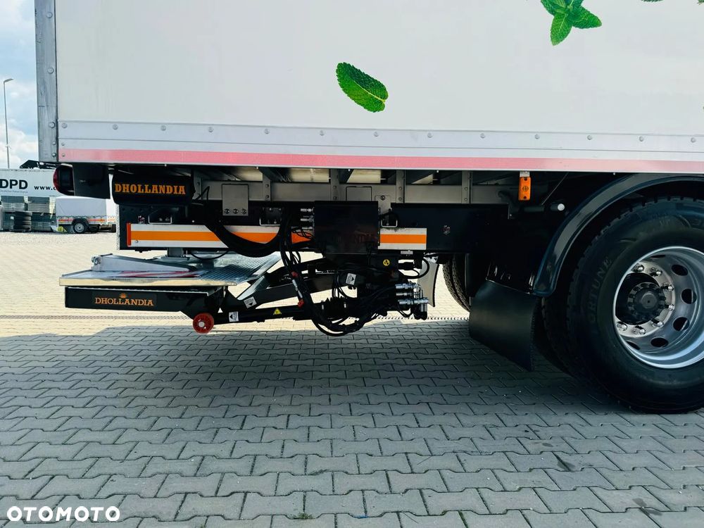 Renault Renault Renault Premium 18.270 DXI E5 / kontener z winda / org. 187000km !!! / sypialka / na podz. Volvo - 14