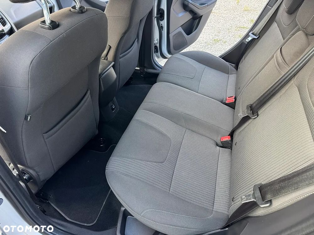 Ford Focus - 24