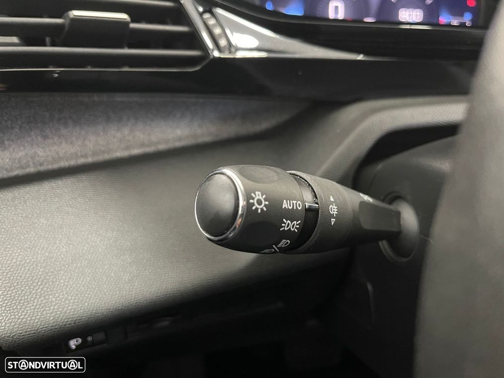 Peugeot 308 SW BlueHDi 130 EAT8 Allure - 36