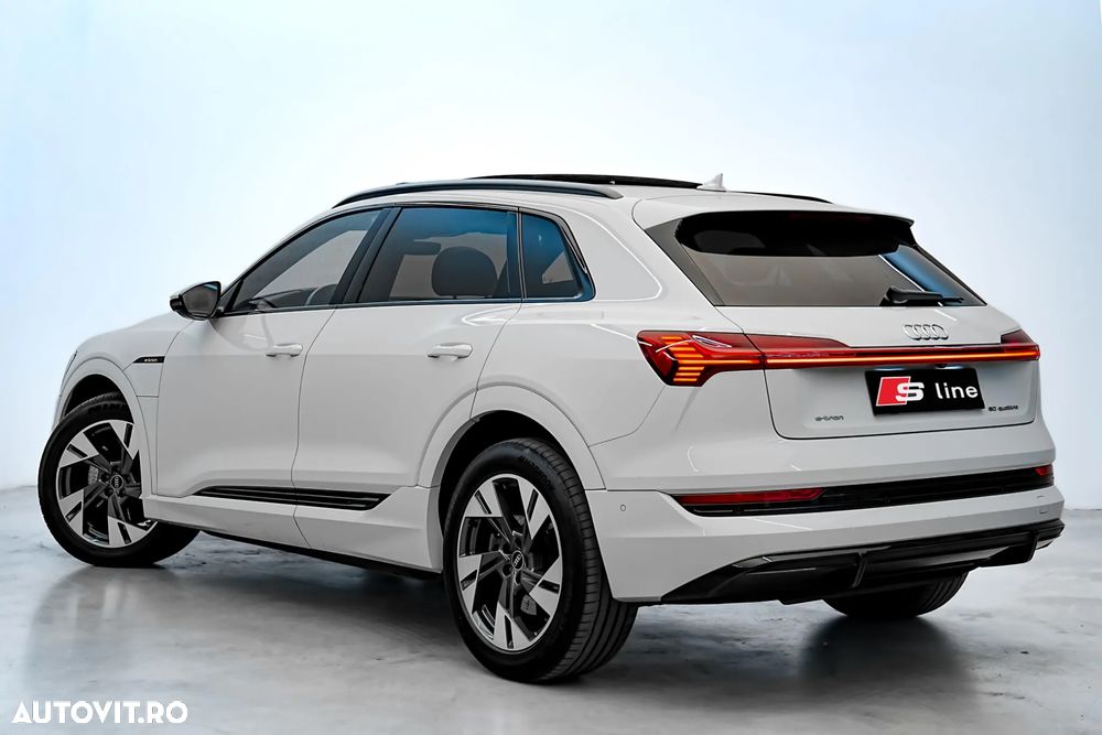 Audi e-tron 50 quattro - 4