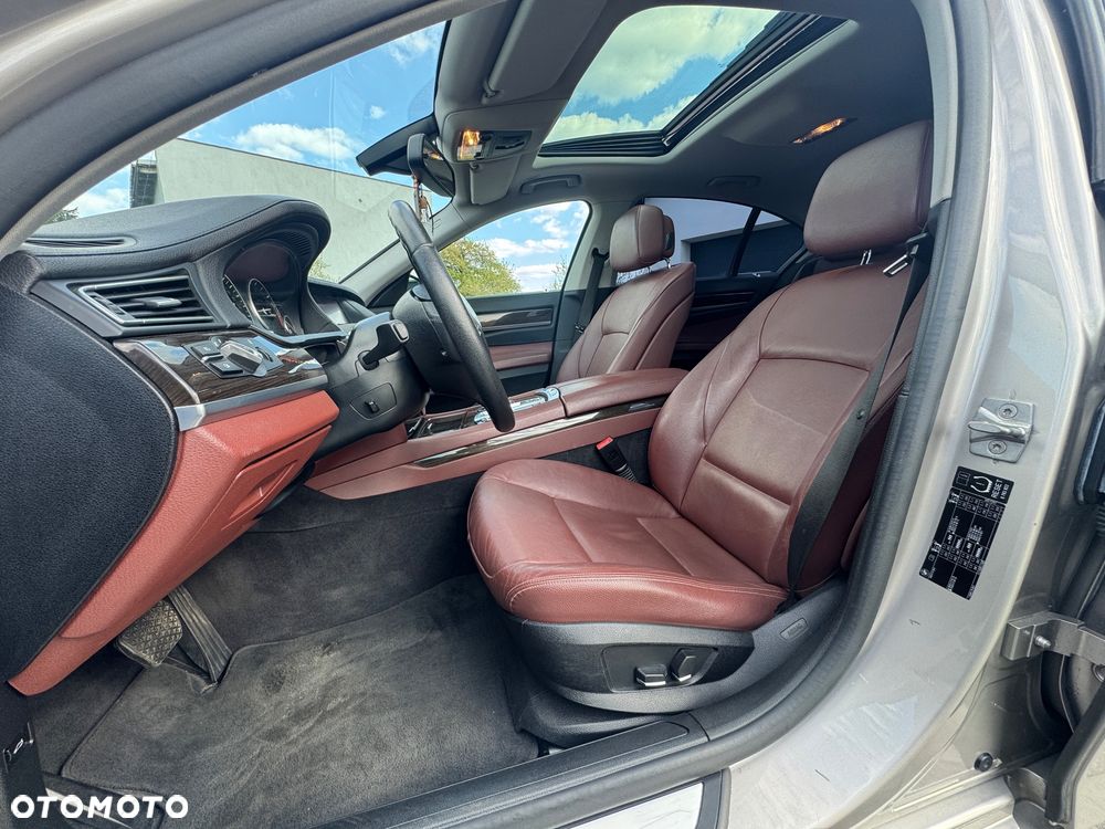 BMW Seria 7 730d - 11