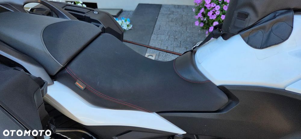 Honda NT - 9