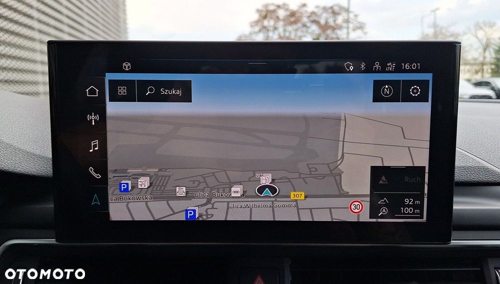 Audi A4 Limousine - 13