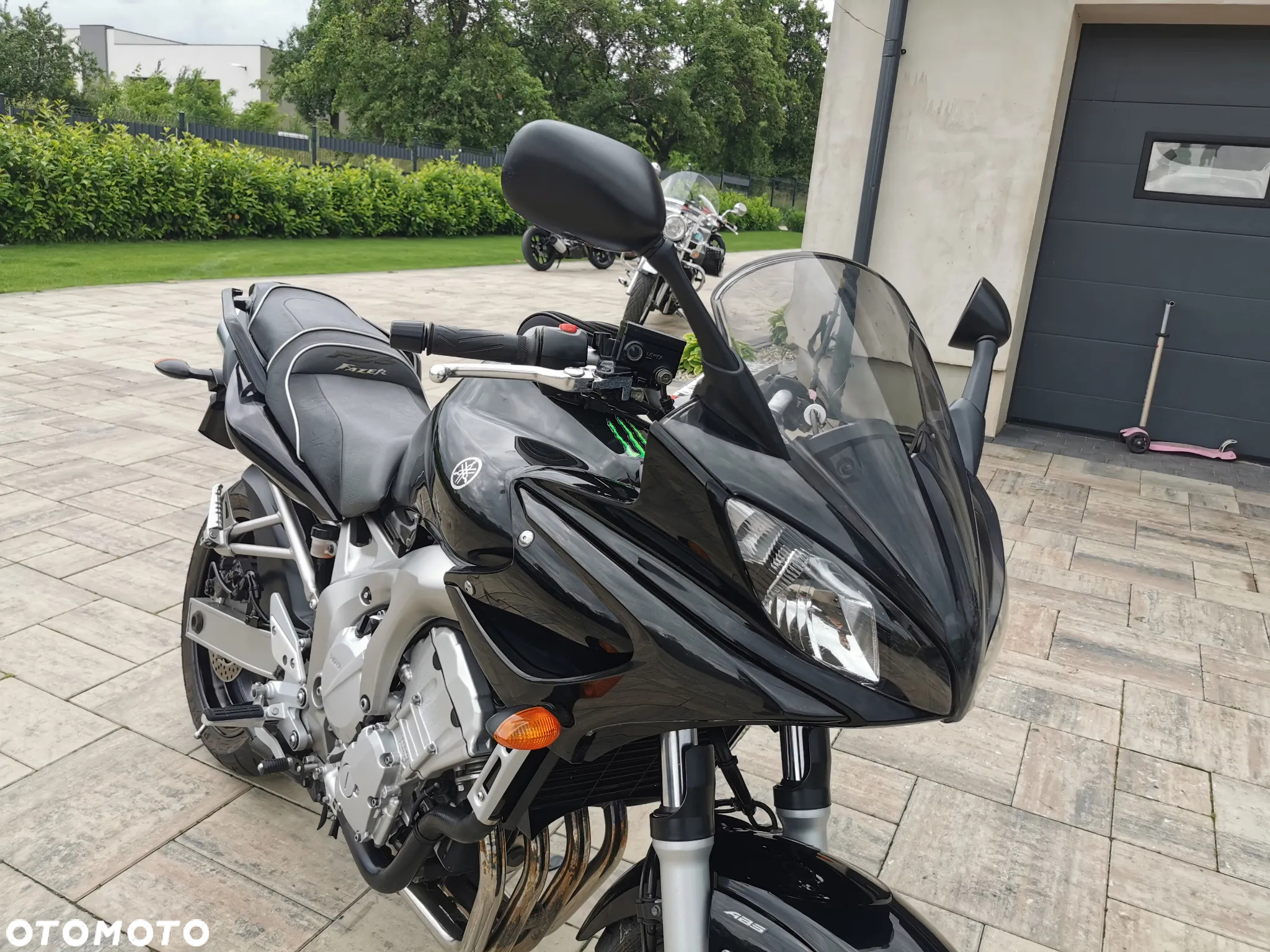 Yamaha FZ6 - 24