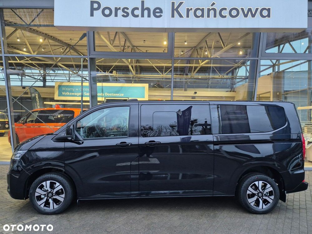Volkswagen Nowa Caravelle Caravelle Style silnik: 2,0 l TDI 170 KM / skrzynia biegów: 8-biegowa automatyczna rozstaw osi: 3500 mm - 9