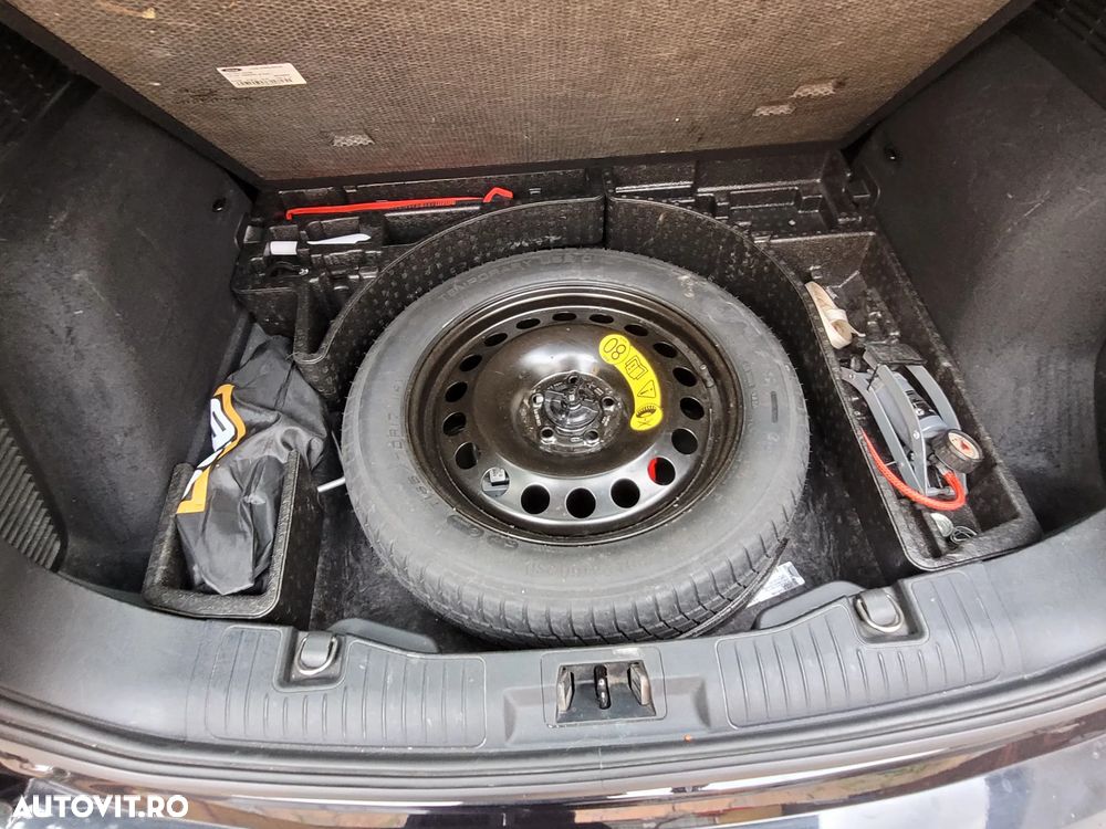 Ford Kuga 2.5 Duratec FHEV AWD Vignale - 18