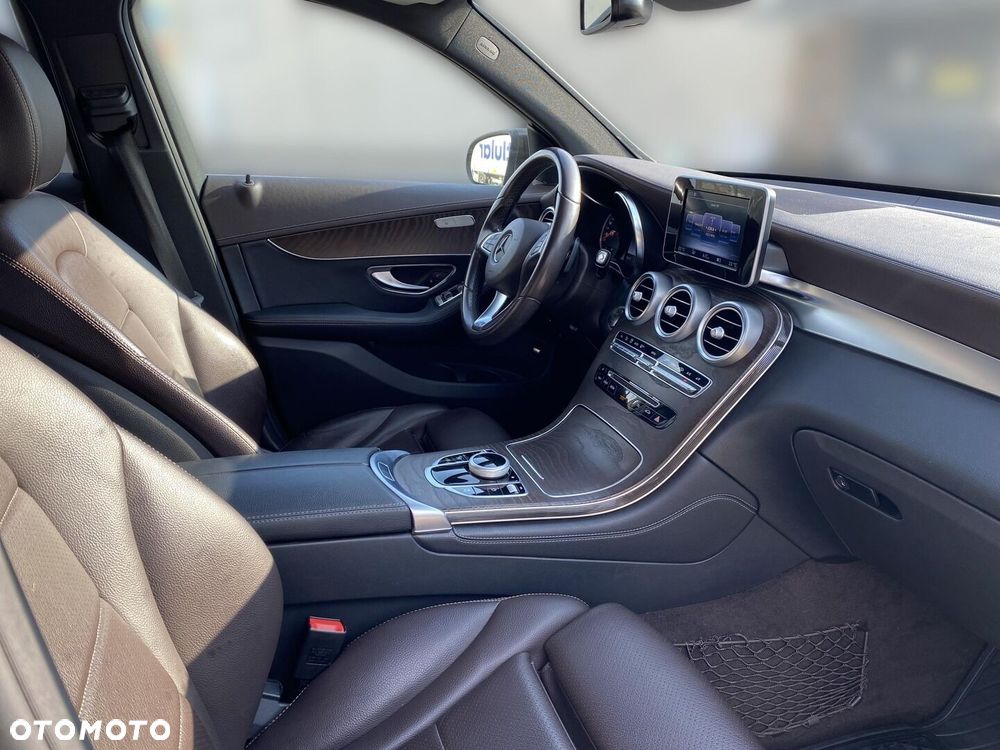 Mercedes-Benz GLC 220 d 4-Matic - 12