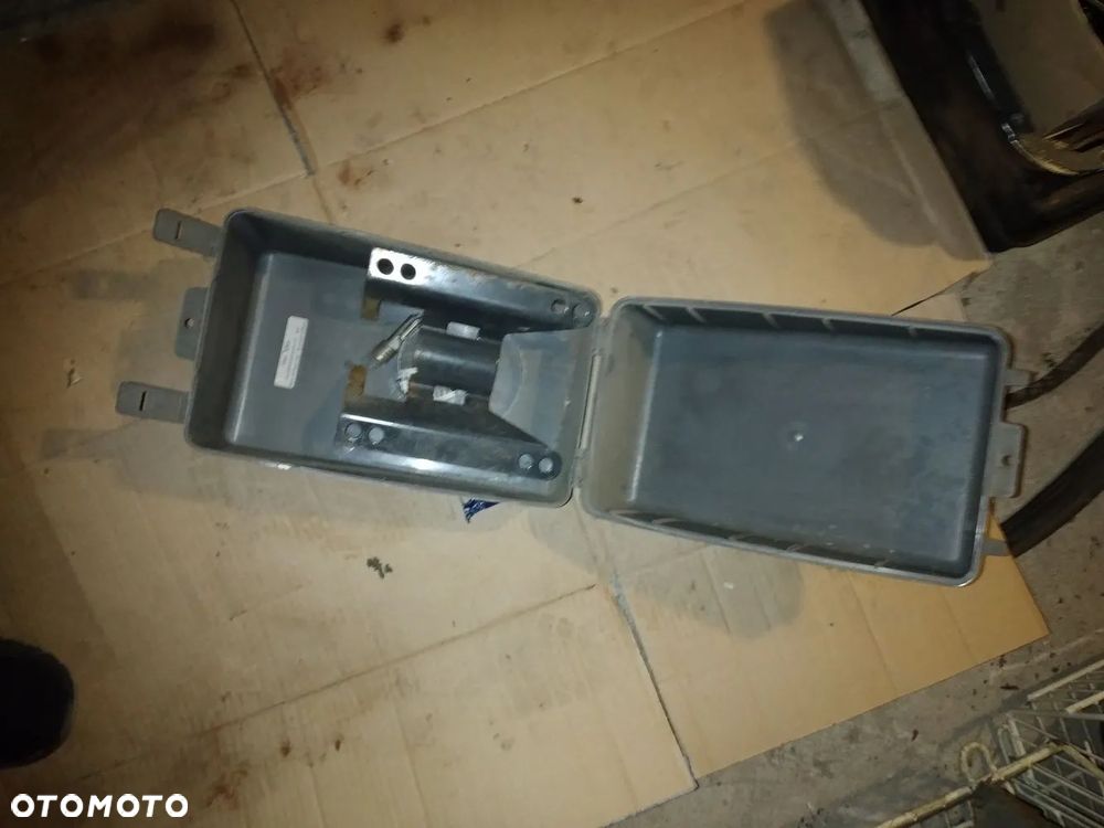 Mercedes Atego r2008r 818 błotnik przód tył 17,5cala lusterka wał elektryka stopień i inne - 24