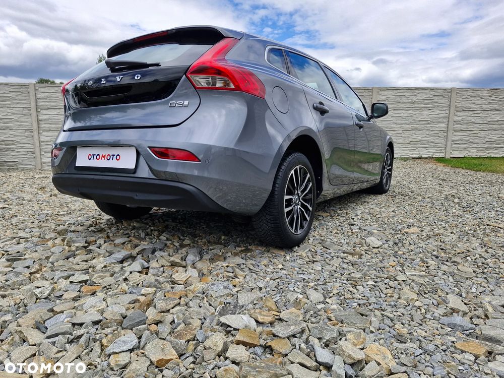 Volvo V40 D2 Inscription - 14