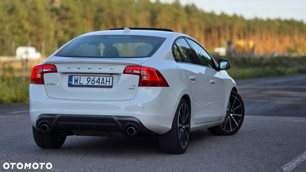 Volvo S60 T5 Drive-E Dynamic Edition (Momentum) - 6