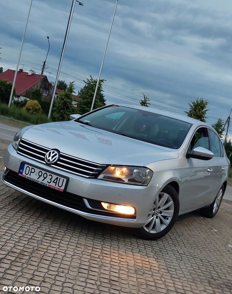 Volkswagen Passat 1.8 TSI Comfortline - 1