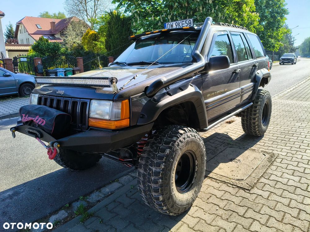 Jeep Grand Cherokee - 2