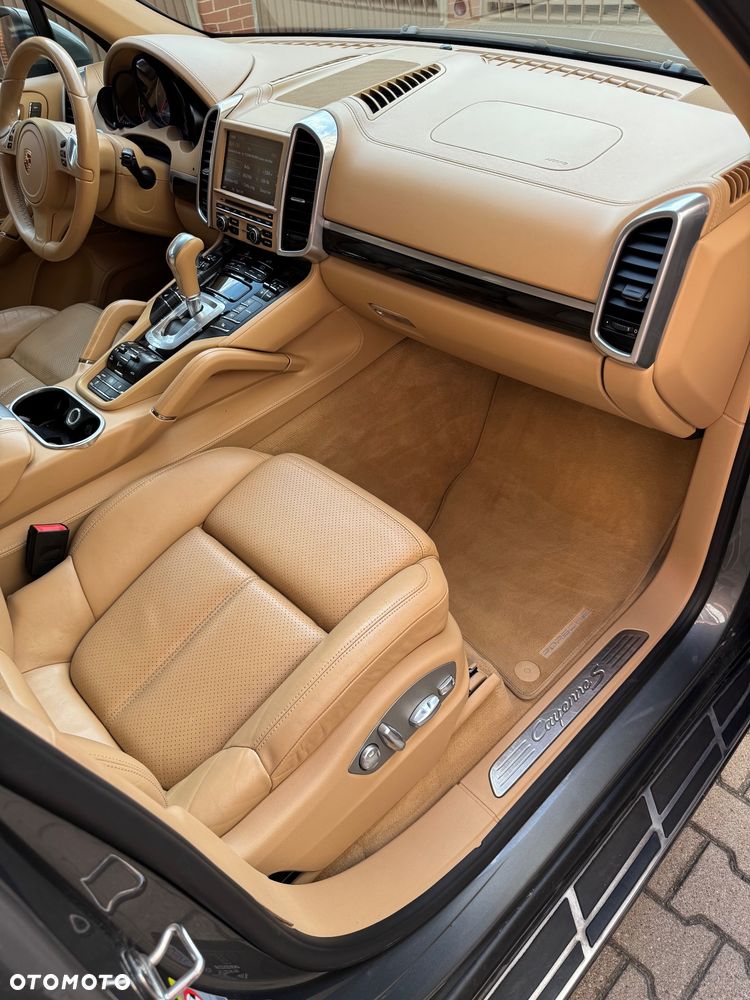 Porsche Cayenne S Diesel - 33