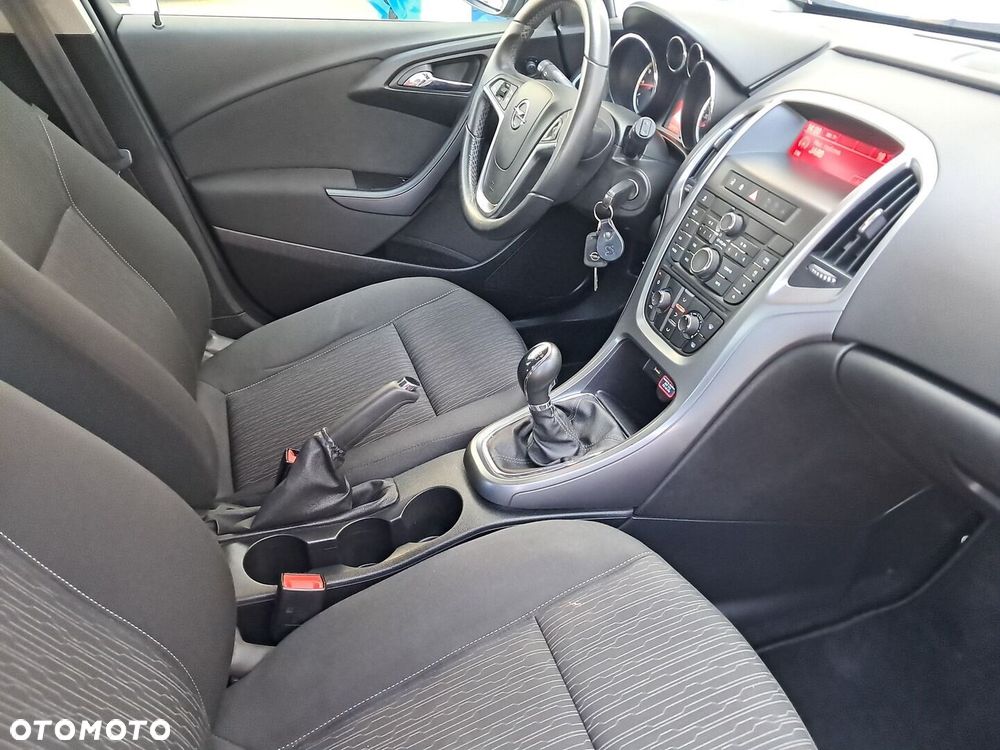 Opel Astra - 12