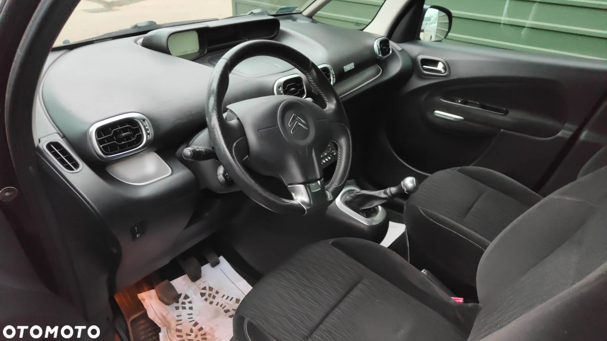 Citroën C3 Picasso 1.6i Exclusive - 8