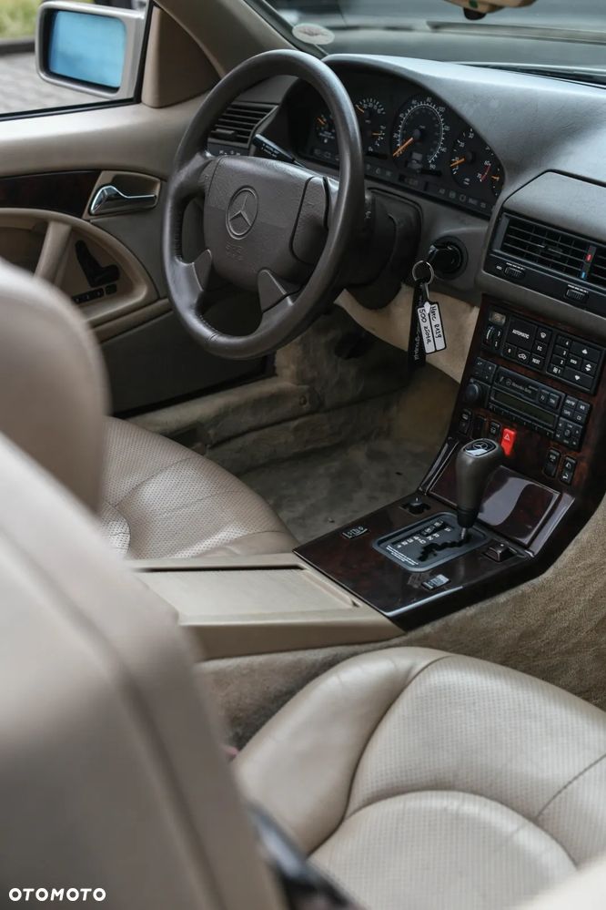 Mercedes-Benz SL 500 - 16