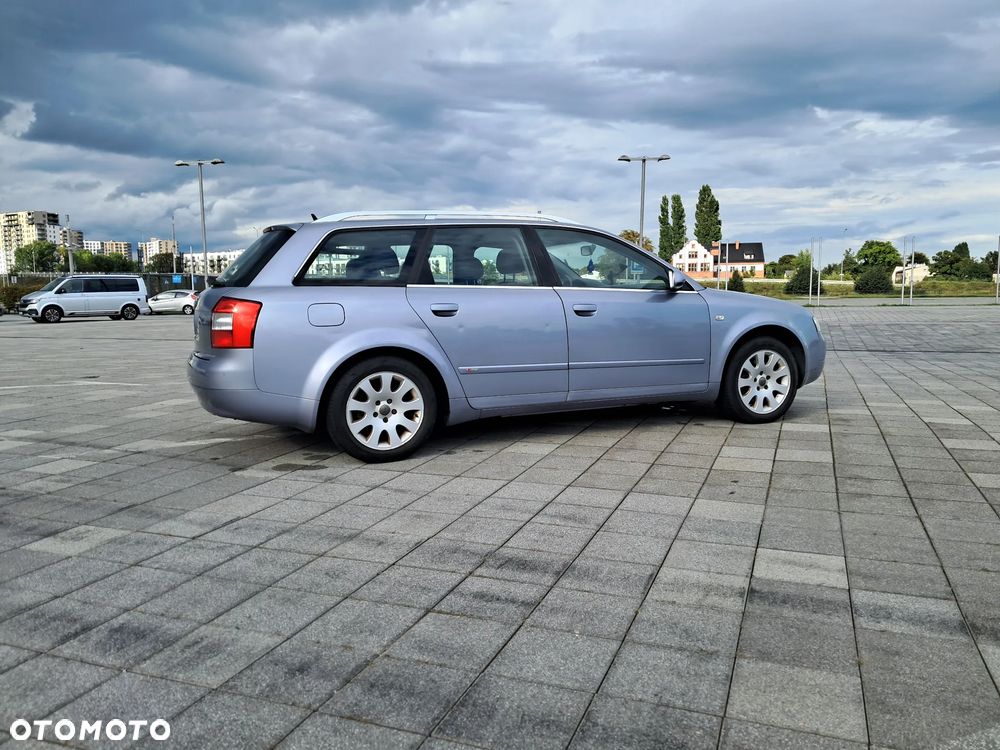 Audi A4 Avant - 3