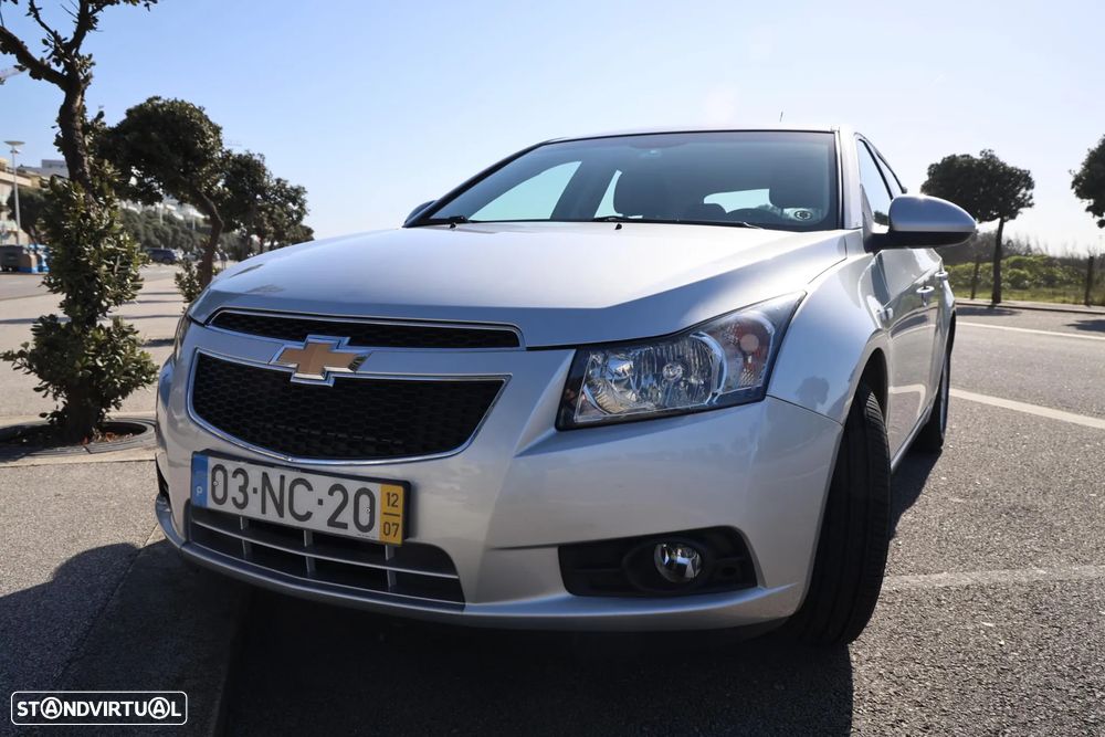 Chevrolet Cruze 1.6 LT - 8
