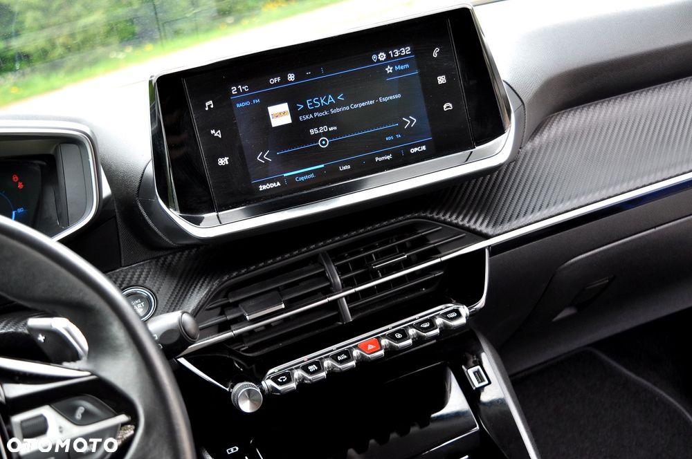 Peugeot 2008 1.5 BlueHDi Allure Pack S&S EAT8 - 34