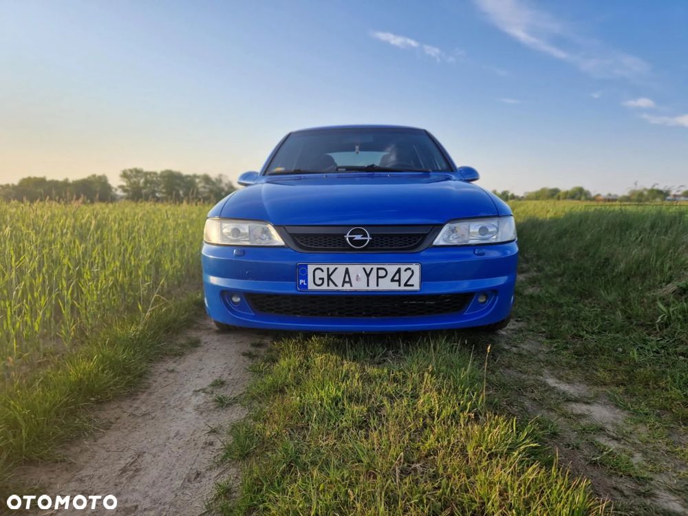 Opel Vectra - 3