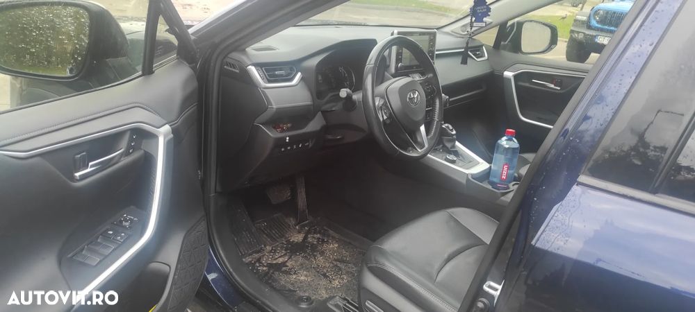 Toyota RAV4 2.5 Hybrid VVT-iE 4x4 Luxury Premium - 11