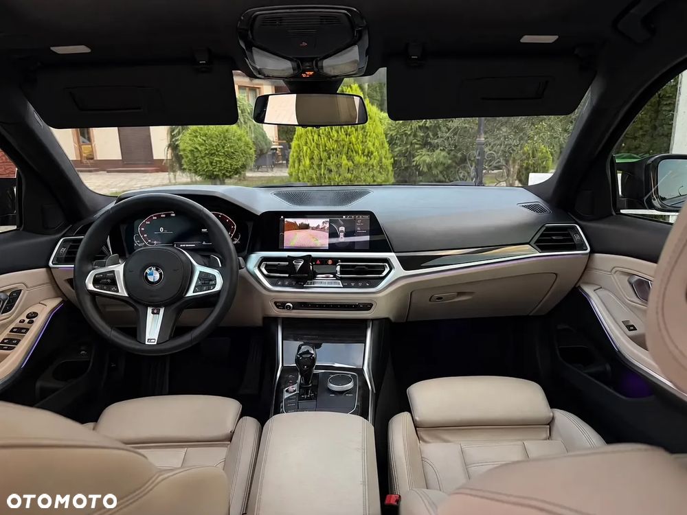 BMW Seria 3 330i - 14