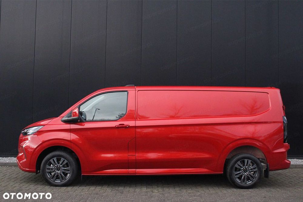 Ford Transit Custom 320 L2H1 Limited A8 2.0 170KM - 5
