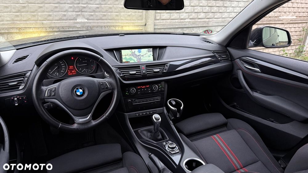 BMW X1 xDrive20d Sport Line - 15