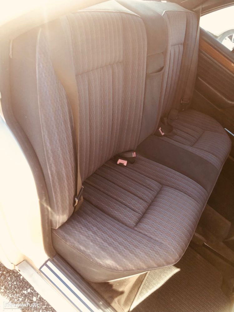 Mercedes-Benz E 250 - 10