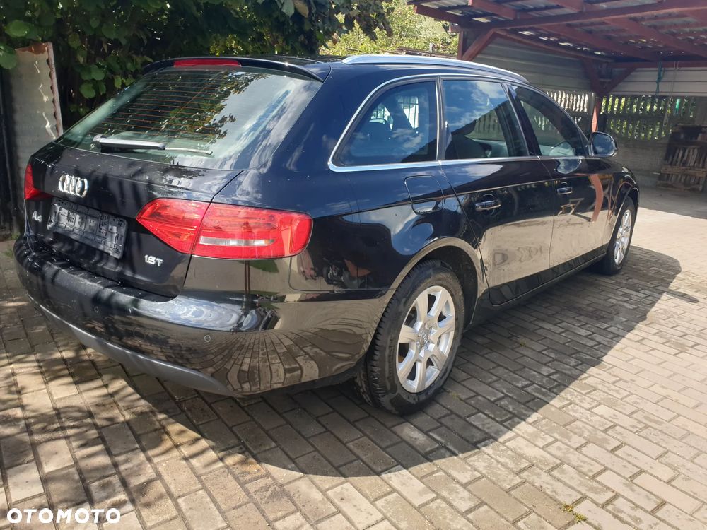 Audi A4 Avant 1.8 TFSI Attraction - 4