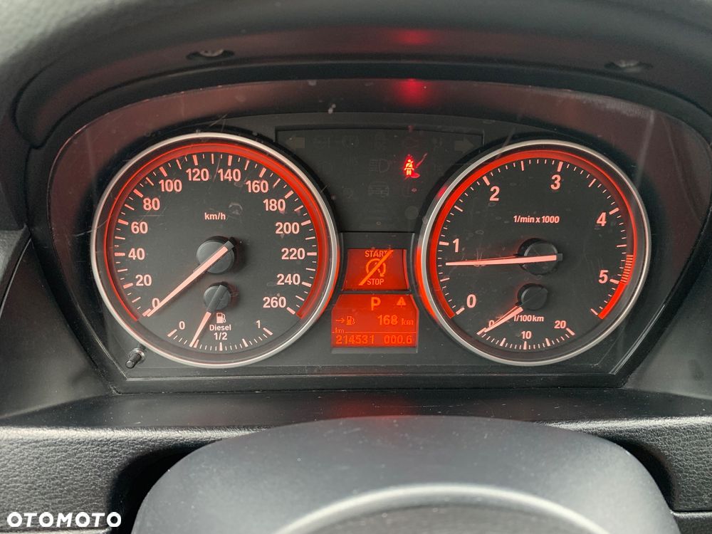 BMW X1 xDrive20d Sport Line - 28