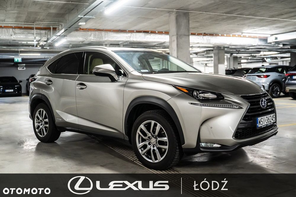 Lexus NX 300h Comfort AWD - 4