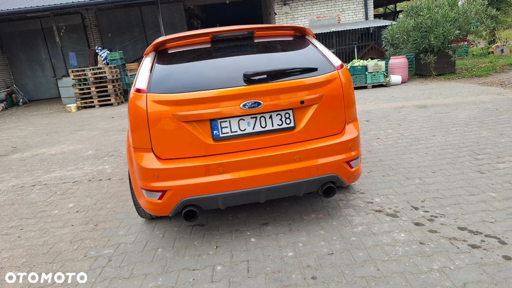 Ford Focus ST - 16